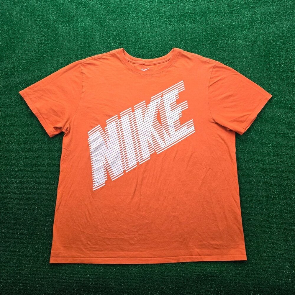 Nike Tshirt Mens XL Orange Short Sleeve Athletic Cut Tee Casual‎ Outdoor Gym